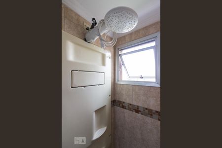Banheiro de apartamento à venda com 2 quartos, 50m² em Vila Roque, São Paulo
