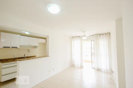Sala de apartamento para alugar com 2 quartos, 65m² em Pechincha, Rio de Janeiro