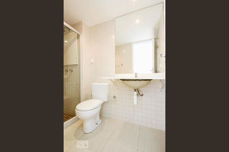 Banheiro Social de apartamento para alugar com 2 quartos, 65m² em Pechincha, Rio de Janeiro