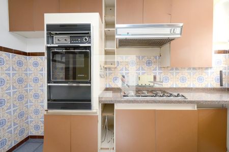 Casa à venda com 220m², 3 quartos e 2 vagasCozinha