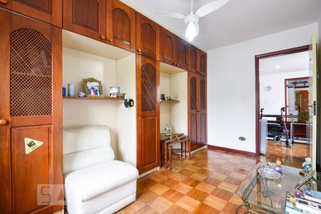 Casa à venda com 3 quartos, 220m² em Jardim Umuarama, São Paulo