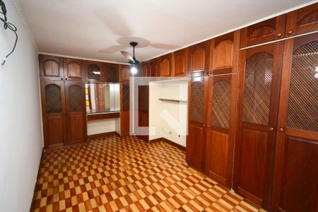 Casa à venda com 220m², 3 quartos e 2 vagasQuarto 1 - Suíte