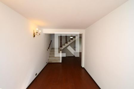 Sala de casa à venda com 3 quartos, 220m² em Jardim Umuarama, São Paulo