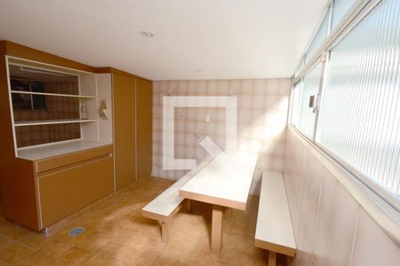 Casa à venda com 220m², 3 quartos e 2 vagasCozinha - Refeitório