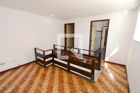 Casa à venda com 220m², 3 quartos e 2 vagasHall