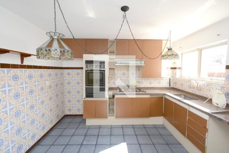 Casa à venda com 220m², 3 quartos e 2 vagasCozinha