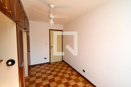 Casa à venda com 220m², 3 quartos e 2 vagasQuarto 2