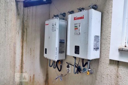 Casa de condomínio à venda com 180m², 3 quartos e 2 vagasAquecedores 