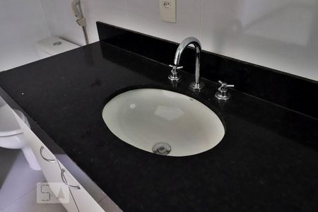 Casa de condomínio à venda com 180m², 3 quartos e 2 vagasBanheiro da Suíte 3