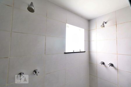 Casa de condomínio à venda com 180m², 3 quartos e 2 vagasBanheiro da Suíte 2
