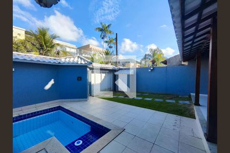 Área externa de casa de condomínio para alugar com 4 quartos, 180m² em Vargem Grande, Rio de Janeiro