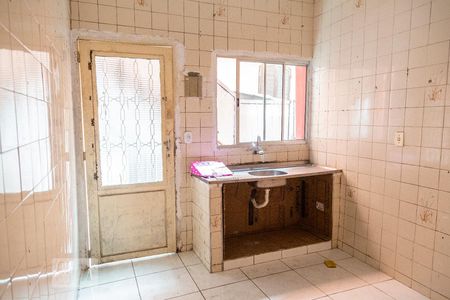 Cozinha de casa à venda com 2 quartos, 60m² em Vila Lar Nacional, São Paulo