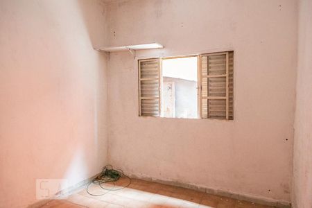 Quarto de casa à venda com 2 quartos, 60m² em Vila Lar Nacional, São Paulo