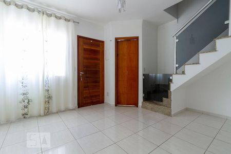 Casa de condomínio para alugar com 62m², 2 quartos e 1 vagaSala