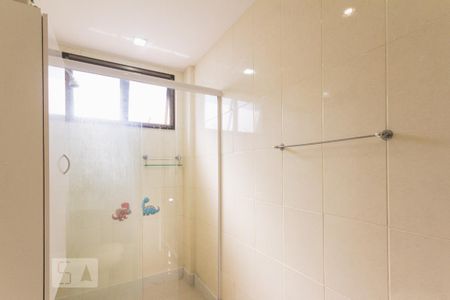 Apartamento para alugar com 142m², 3 quartos e 2 vagas Apartamento para alugar com 142m², 3 quartos e 2 vagasBanheiro