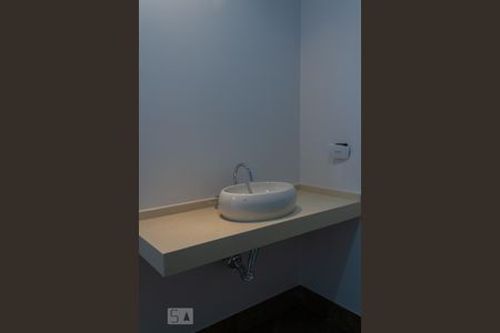 Apartamento para alugar com 299m², 4 quartos e 4 vagas Apartamento para alugar com 299m², 4 quartos e 4 vagasBanheiro da Suíte 3