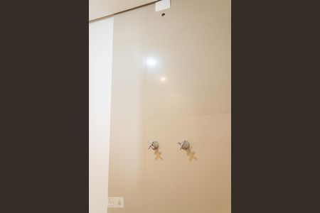 Apartamento para alugar com 299m², 4 quartos e 4 vagas Apartamento para alugar com 299m², 4 quartos e 4 vagasBanheiro da Suíte 3