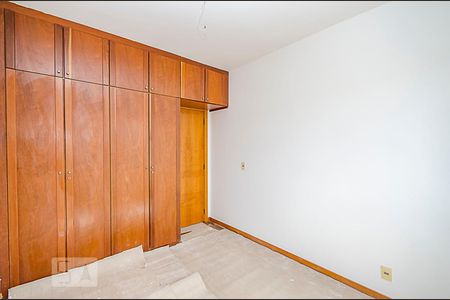 Apartamento à venda com 140m², 4 quartos e 2 vagasQuarto 2