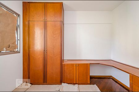 Apartamento à venda com 140m², 4 quartos e 2 vagasQuarto 4