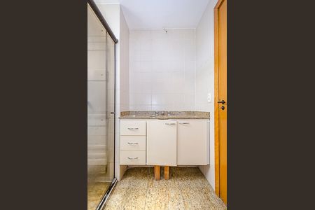 Apartamento à venda com 140m², 4 quartos e 2 vagasBanheiro da Suíte