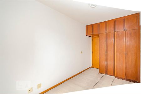 Apartamento à venda com 140m², 4 quartos e 2 vagasQuarto 3