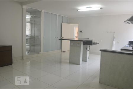 Cozinha de casa à venda com 4 quartos, 500m² em Vila Progredior, São Paulo