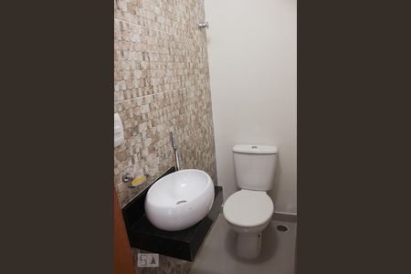 Casa de condomínio para alugar com 58m², 2 quartos e 1 vagalavabo