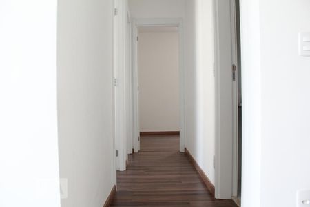 Corredor de apartamento à venda com 3 quartos, 66m² em Vila Lacerda, Jundiaí