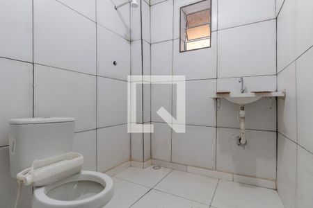 Banheiro de casa para alugar com 1 quarto, 32m² em Vila Brasil, São Paulo