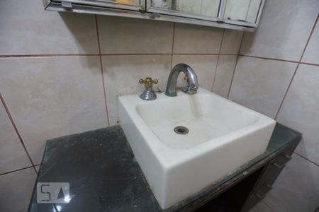 Apartamento para alugar com 96m², 4 quartos e sem vagaBanheiro 