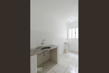 Cozinha e área de serviço de casa para alugar com 1 quarto, 32m² em Jordanópolis, São Bernardo do Campo