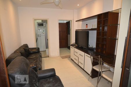 Sala de apartamento para alugar com 1 quarto, 41m² em Botafogo, Rio de Janeiro