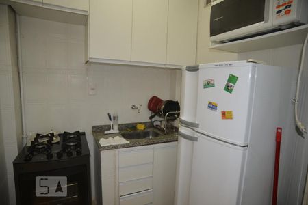Cozinha de apartamento para alugar com 1 quarto, 41m² em Botafogo, Rio de Janeiro