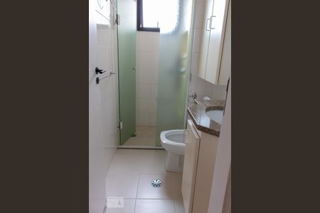 Banheiro da Suite de apartamento à venda com 3 quartos, 73m² em Vila Gumercindo, São Paulo