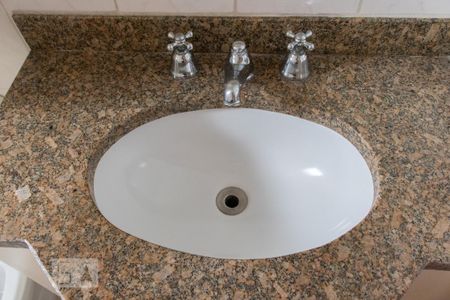Banheiro da Suite de apartamento à venda com 3 quartos, 73m² em Vila Gumercindo, São Paulo