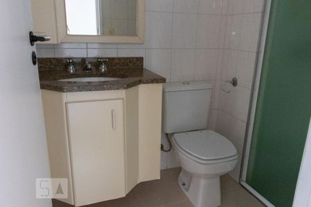 Apartamento à venda com 73m², 3 quartos e 2 vagas Apartamento à venda com 73m², 3 quartos e 2 vagasBanheiro