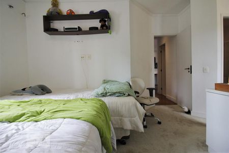 Suíte de apartamento para alugar com 2 quartos, 75m² em Vila Suzana, São Paulo