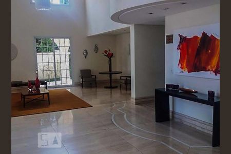 Apartamento para alugar com 217m², 3 quartos e 5 vagas Apartamento para alugar com 217m², 3 quartos e 5 vagasHall