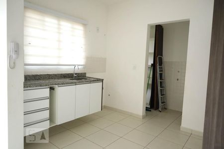 Casa de condomínio à venda com 110m², 3 quartos e 2 vagas