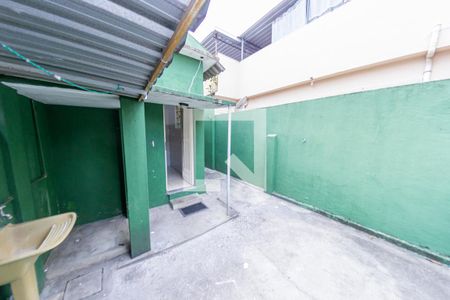 Casa para alugar com 60m², 1 quarto e sem vagaQuintal