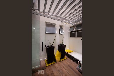 Apartamento à venda com 80m², 3 quartos e sem vagaVaranda