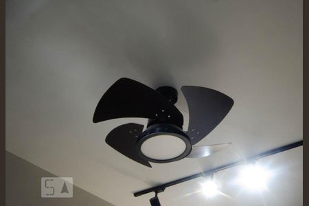 Ventilador de teto da sala de apartamento à venda com 3 quartos, 80m² em Leblon, Rio de Janeiro