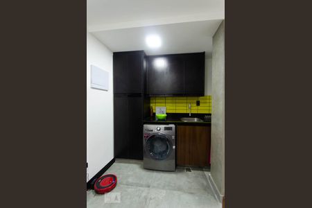 Apartamento à venda com 80m², 3 quartos e sem vagaCozinha e Área de Serviço