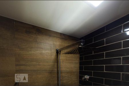 Apartamento à venda com 80m², 3 quartos e sem vagaChuveiro do Banheiro da suite 1