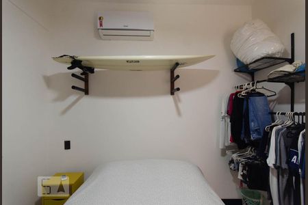 Apartamento à venda com 80m², 3 quartos e sem vagaQuarto