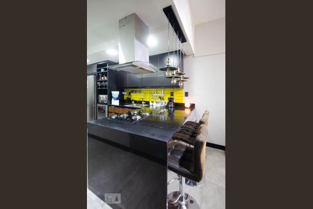 Cozinha americana de apartamento à venda com 3 quartos, 80m² em Leblon, Rio de Janeiro