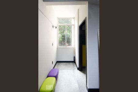 Sala de apartamento para alugar com 3 quartos, 80m² em Leblon, Rio de Janeiro