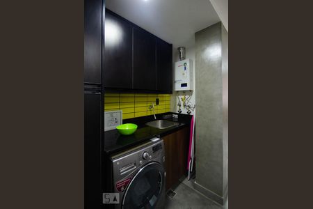 Apartamento à venda com 80m², 3 quartos e sem vagaCozinha e Área de Serviço