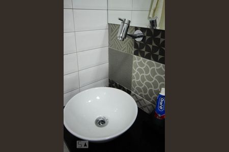 Apartamento à venda com 80m², 3 quartos e sem vagaLavatório do Banheiro da suite 2