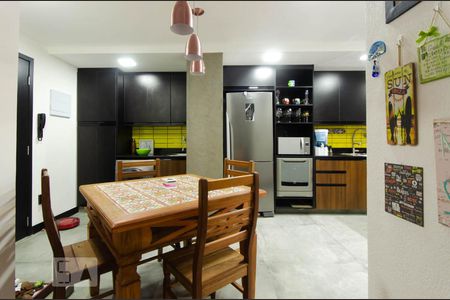 Apartamento à venda com 80m², 3 quartos e sem vagaCopa cozinha